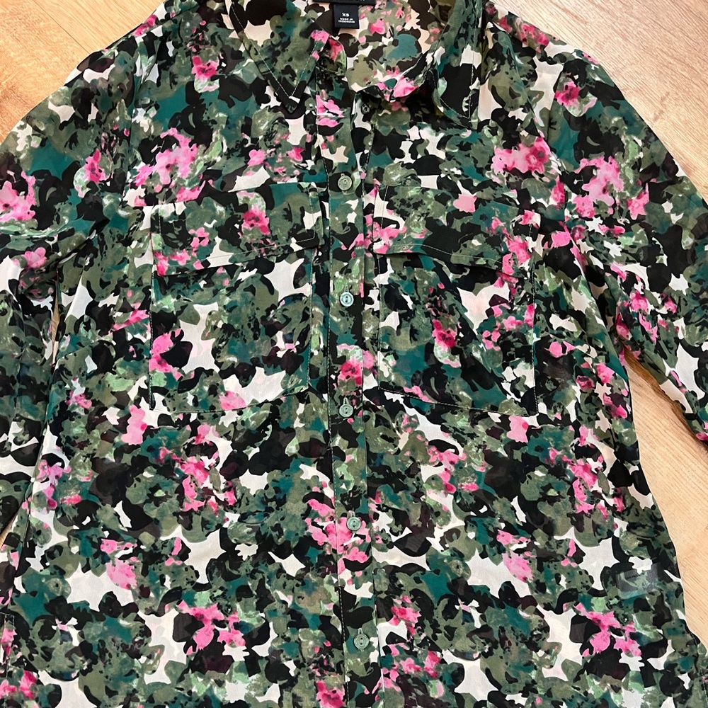 I heart Ronson Button Down Blouse - Picture 2 of 5